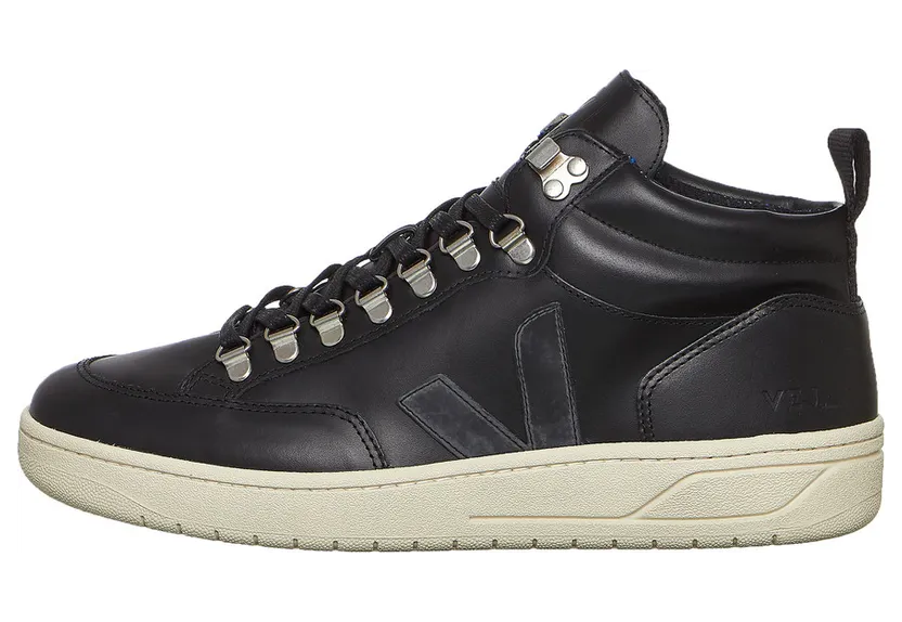 Veja Roraima Black / Pierre Sole (QRM022358)