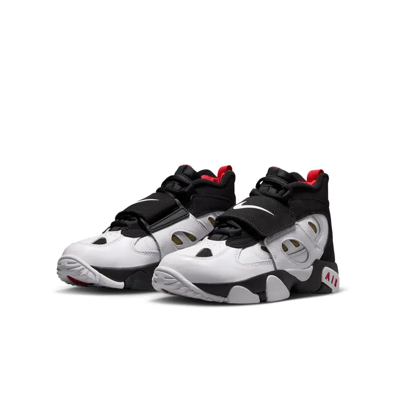 Nike Air Diamond Turf II GS “Black / Flame Red / Metallic / White” (IR4727-001)