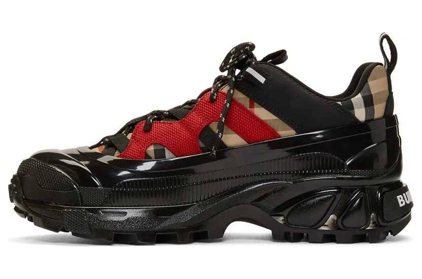 Burberry Black & Beige Arthur Sneakers (8020680) (3)
