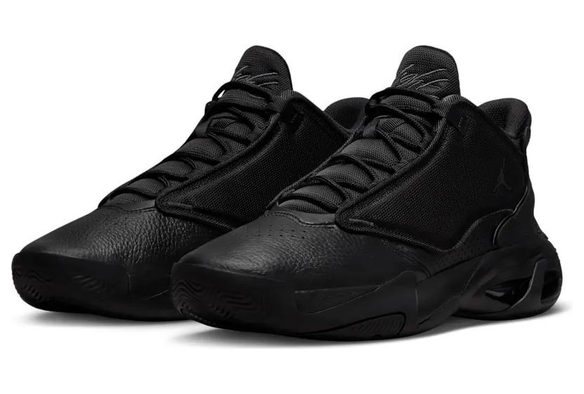 air-jordan-max-aura DN3687-001