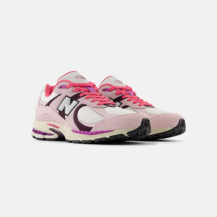 new-balance-2002r U2002RTB