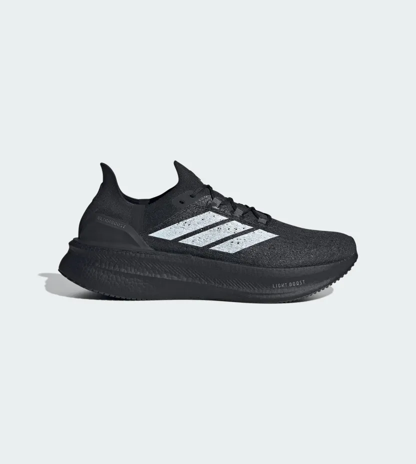 Adidas Ultraboost 5 Strung Core Black / Cloud White / Iron Metallic (JQ2941)