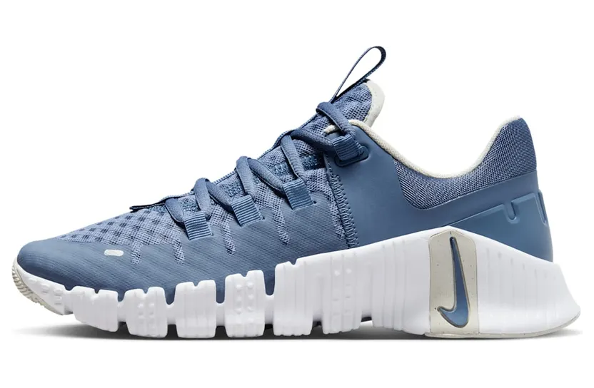 nike-free FQ8779-491