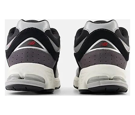 new-balance-2002r M2002RSG