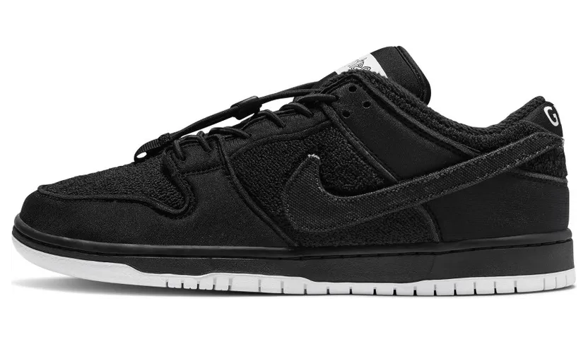 Nike SB x Gnarhunters Dunk Low Black (DH7756-010)