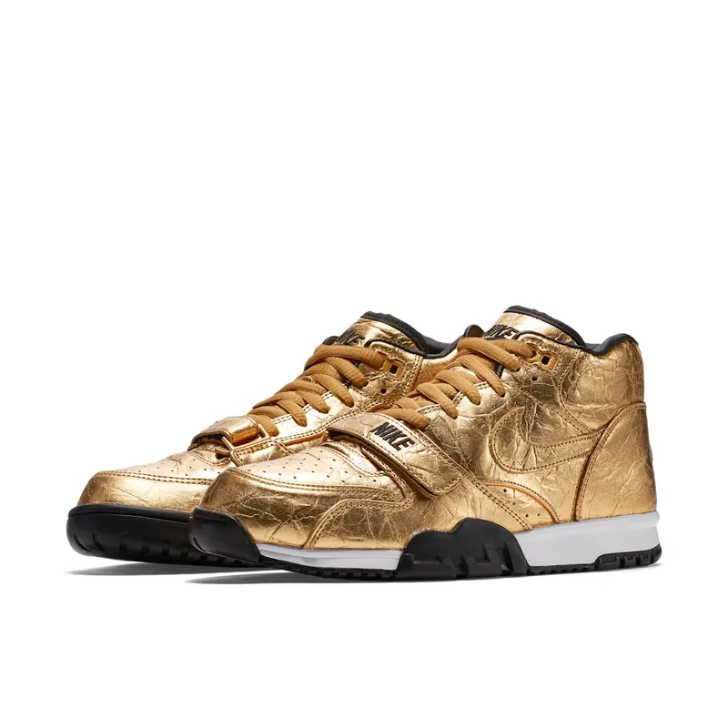 Nike Air Trainer 1 Super Bowl 50 Metallic Gold/Metallic Gold-Black (840169-700)