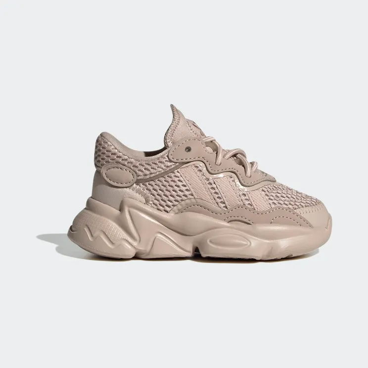 adidas OZWEEGO Wonder Taupe / Wonder Taupe / Cloud White (HQ1623)
