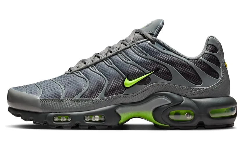 Nike Air Max Plus DM0032-026