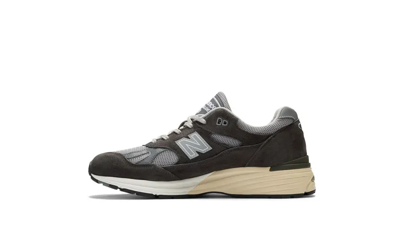 New Balance 991v2 Made In England “Forged Iron” (U991RG2)