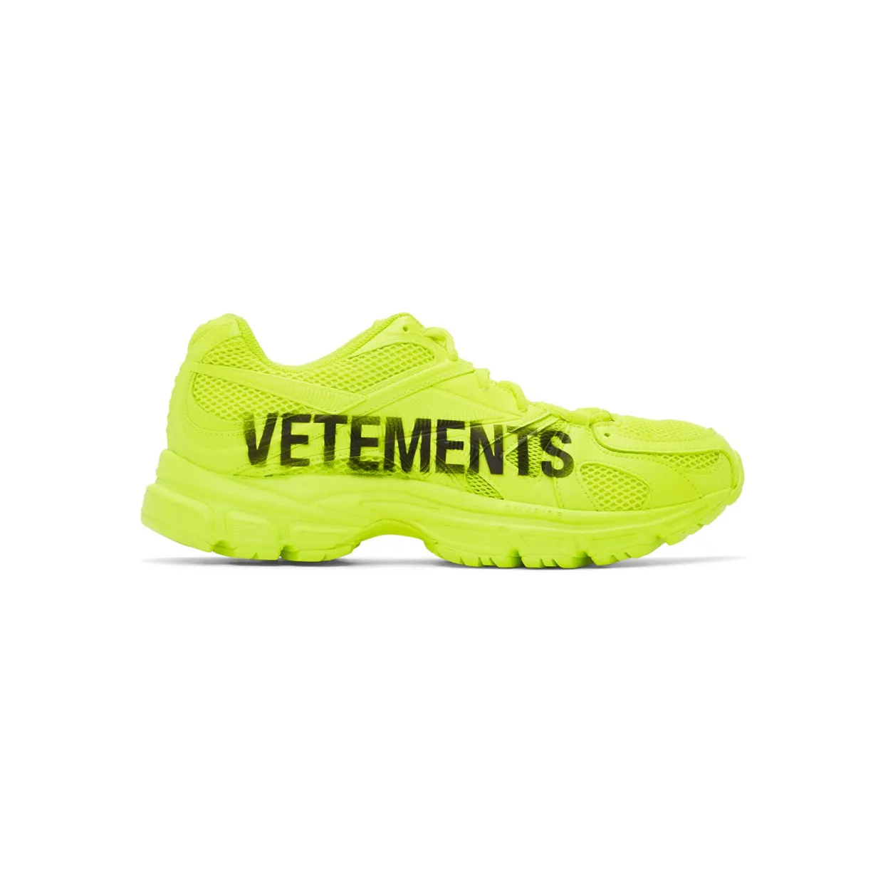 VETEMENTS Yellow Reebok Edition Artisanal Logo Spike Runner 200 NEON YELLOW (UE51SN200Y)