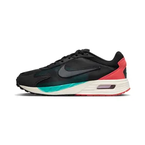Nike Air Max Solo “Black / Clear Jade Ii / Vivid Sulphur / Metallic Dark Grey” (DX3666-001)