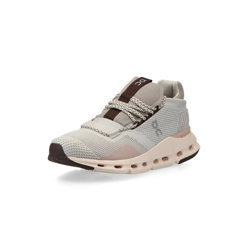 On Cloudnova (pearl / shell) – 26.98124