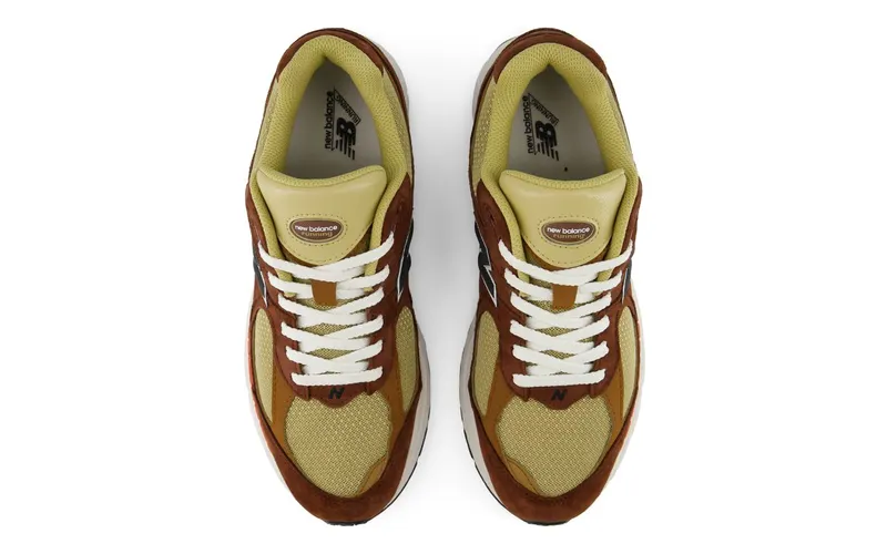 New Balance 2002R Rich Oak/Breakfast Tea (U2002-2OQ)