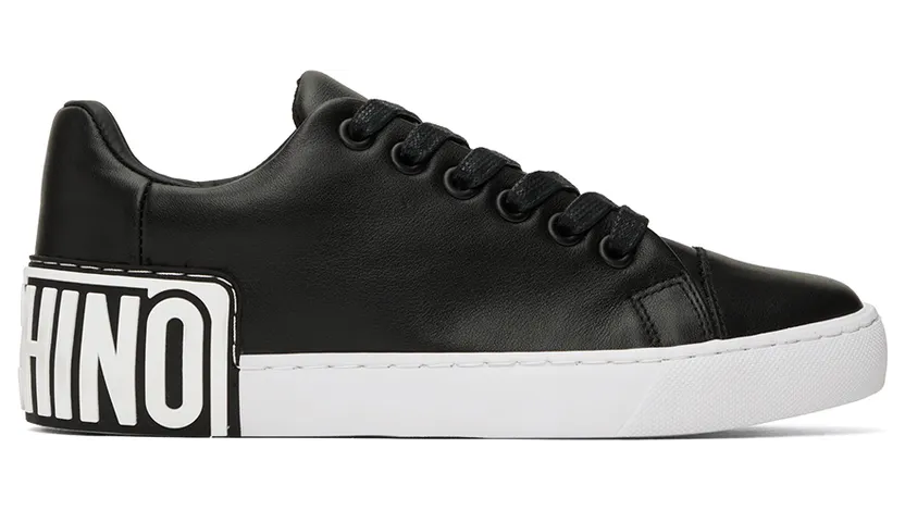 Moschino Logo “Black” (MA15402G1F MF0 000)