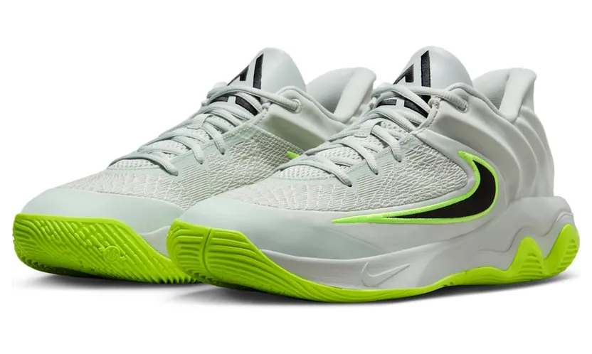nike-giannis-immortality FQ3680-007