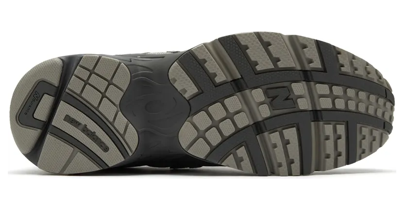 new-balance-725 ML725C