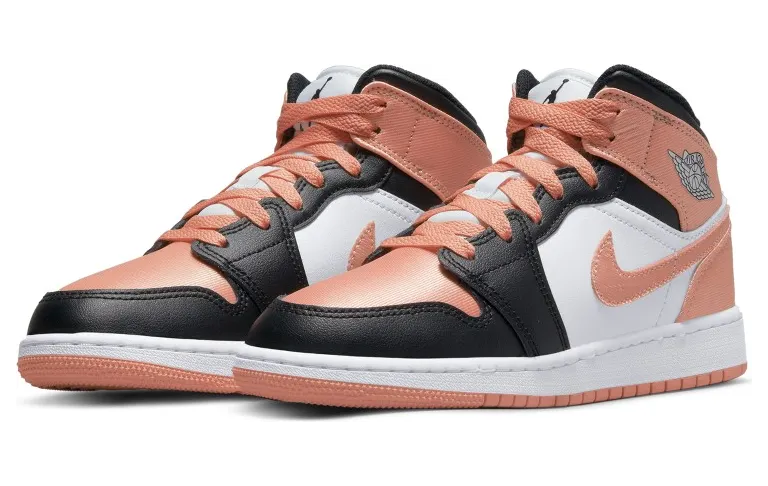 air-jordan-1 DM9077-108