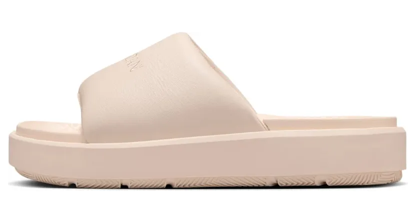 nike-legend FZ7012-200