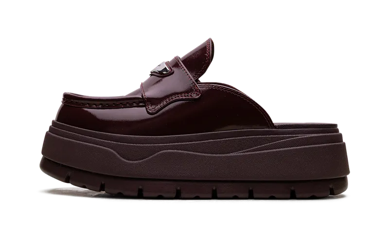 Jordan Mule “Dark Team Red” (HJ4292-600)