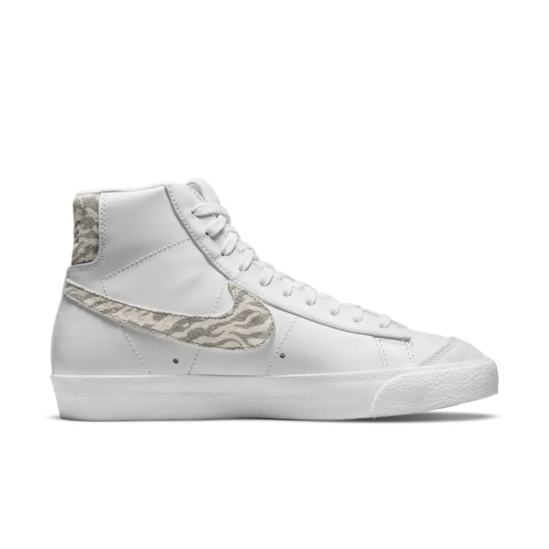 Nike Blazer Mid ’77 SE White (DH9633-101)