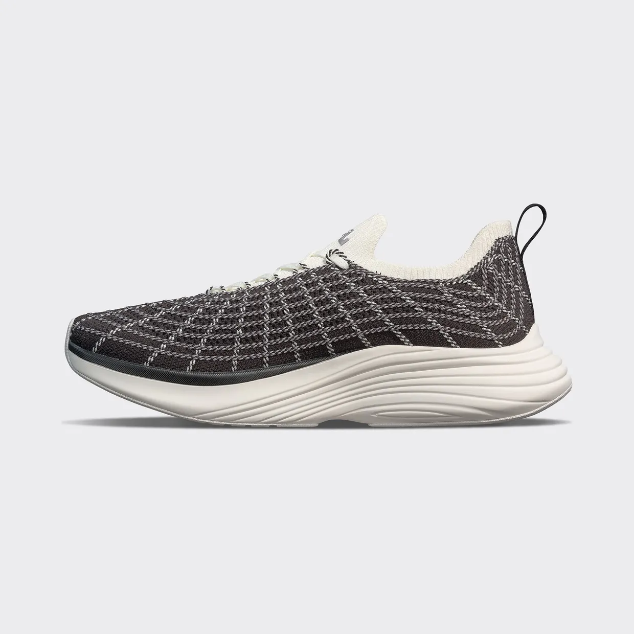 APL TechLoom Zipline “Black/Ivory/Shark” (Heren) (2)