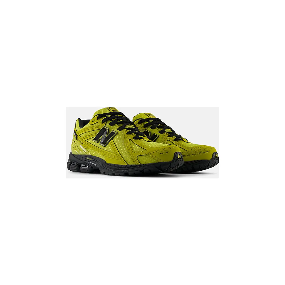 New Balance 1906R “Cordura Marshland Black” (M1906RWD)