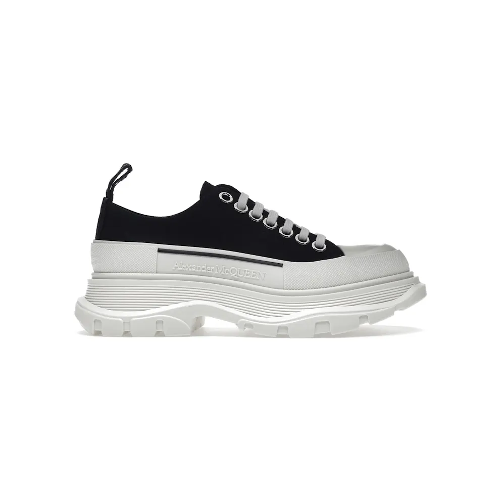 Alexander McQueen Tread Slick Low Lace Up Black White (W) (611705W4L321070)