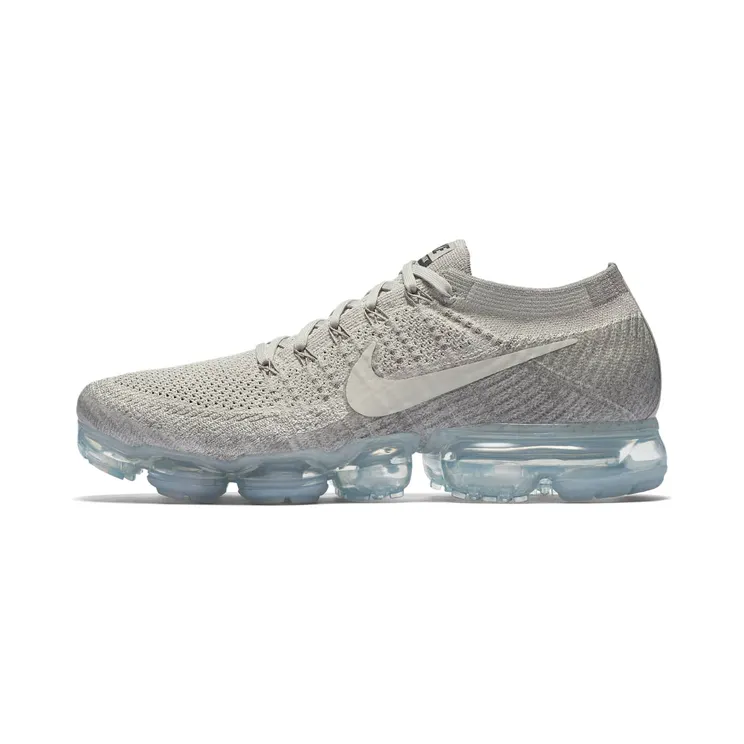 Nike Air VaporMax Flyknit “Pale Grey / Sail / Light Charcoal / Black” (849558-005)