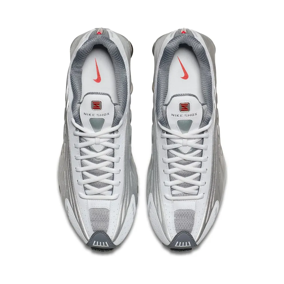 Nike Shox R4 Metallic Silver Comet Red (2018) White/Metallic Silver-Comet Red-Black (BV1111-100)