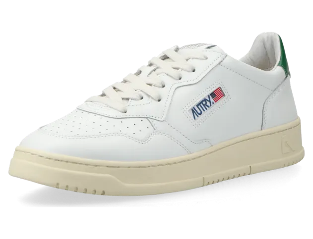 Autry Medalist Low Leather “White” (AULWLL20) (2)