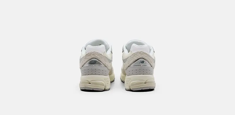New Balance M2002REK (beige) – M2002REK