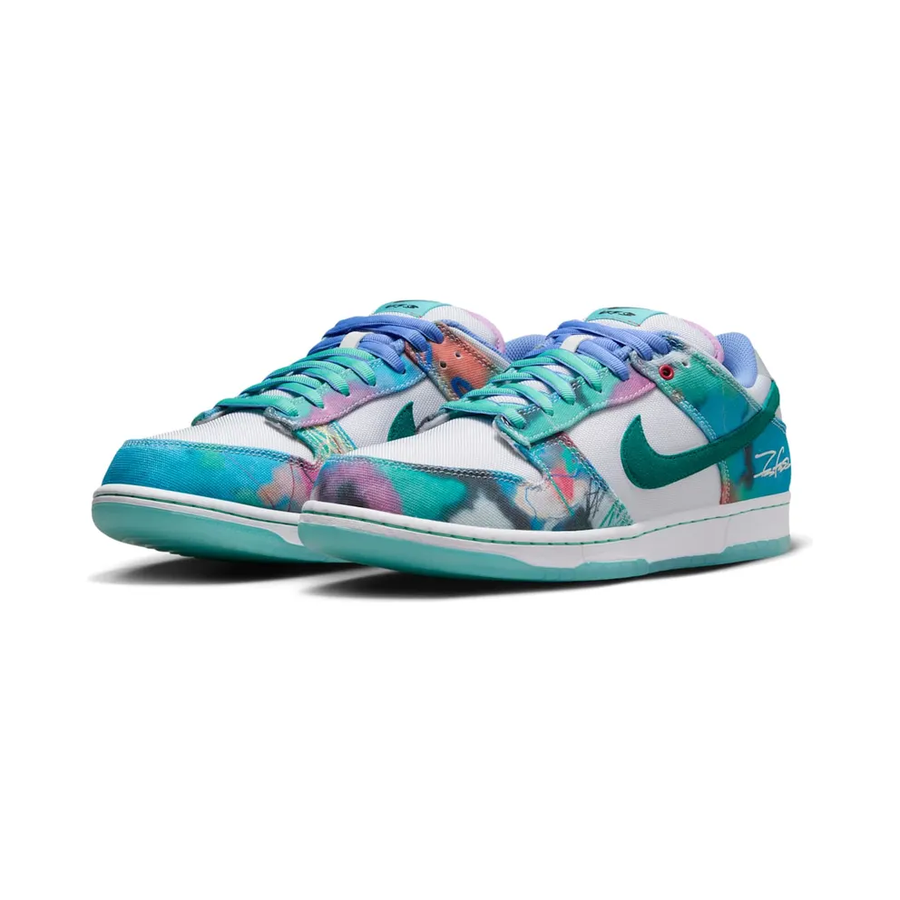 Nike Dunk Low SB “Futura Laboratories – Bleached Aqua” (HF6061-400)