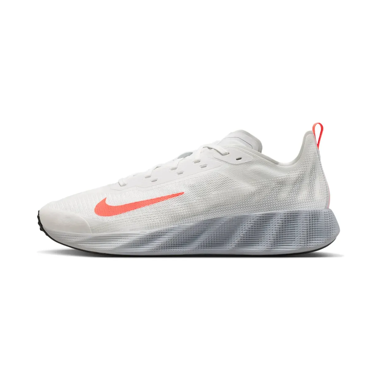 nike-ava IQ7633-101