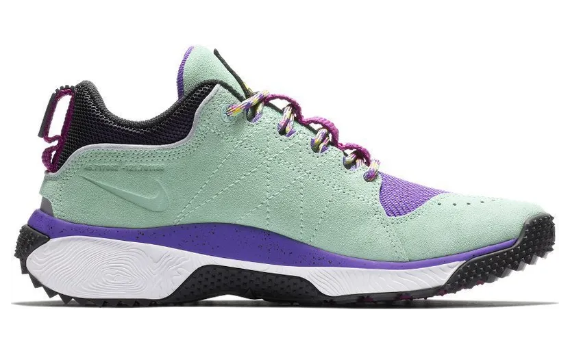 nike-acg AQ0916-300