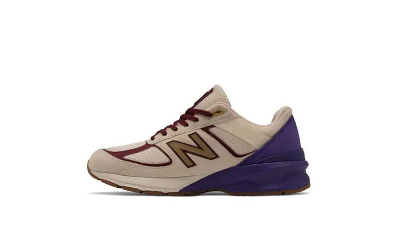 New Balance New Balance Off White/Purple (M990CP5)