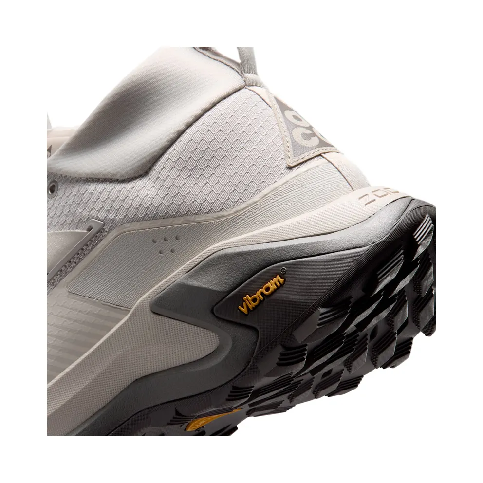 Nike ACG Zegama Hike “Light Orewood Brown” (IO7854-201)