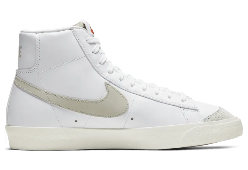 Nike Blazer Mid 77 ‘Light Bone’ (BQ6806-106)