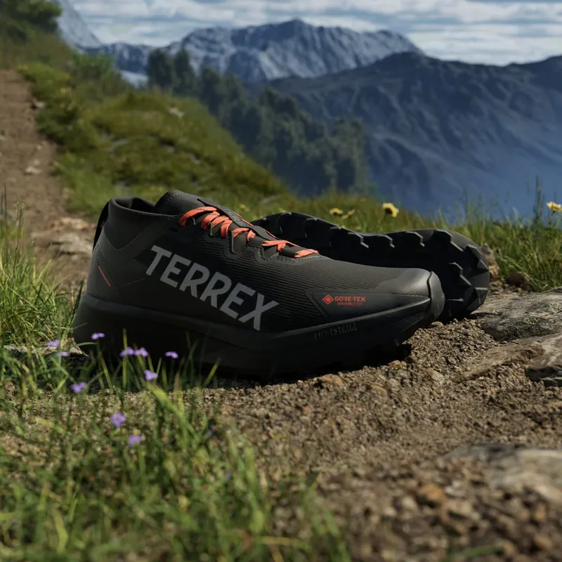 Adidas Terrex Agravic GTX Trail Running Core Black / Grey Two / Semi Impact Orange (IH2939)