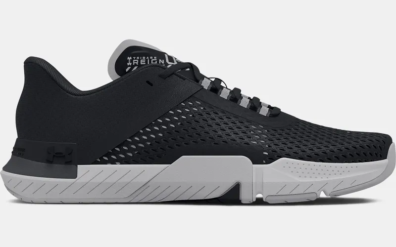 Under Armour TriBase™ Reign 4 Black (3025053-001)