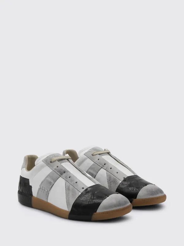 Maison Margiela Replica in Leather Beige (S57WS0524P7569H1937)