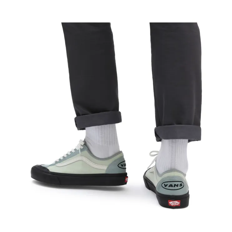 vans-style VN0A5HYRB97