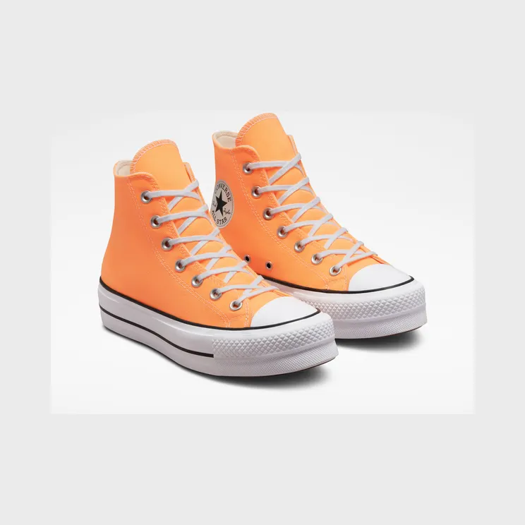 converse-chuck-taylor-all-star A03052C