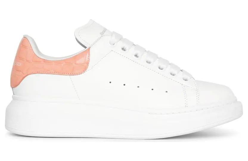 Alexander McQueen Oversized Sneaker 553770WIAF89414