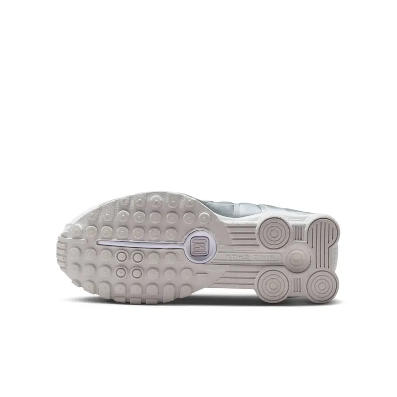 Nike Shox R4 GS “White Bright Crimson Metallic Silver” (CW2626-101)