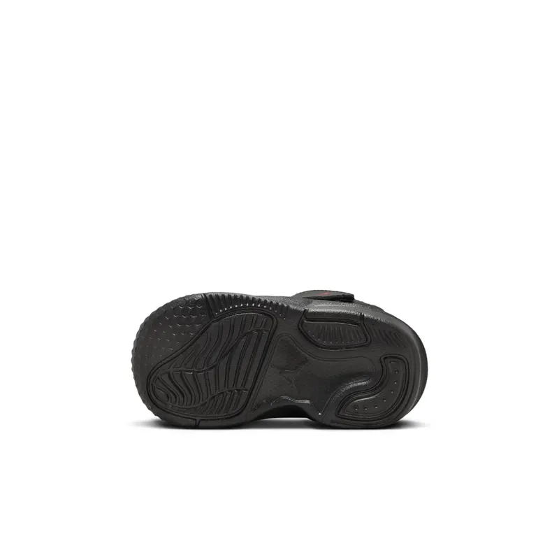 Jordan Max Aura 5 Black University Red (DZ4355-006)