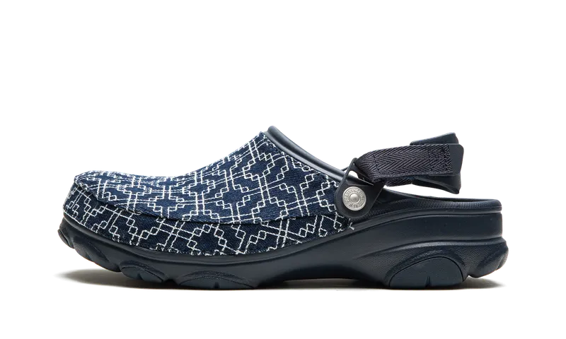Crocs Classic All Terrain Clog “Levi’s – Shasiko Navy” (208917-410)