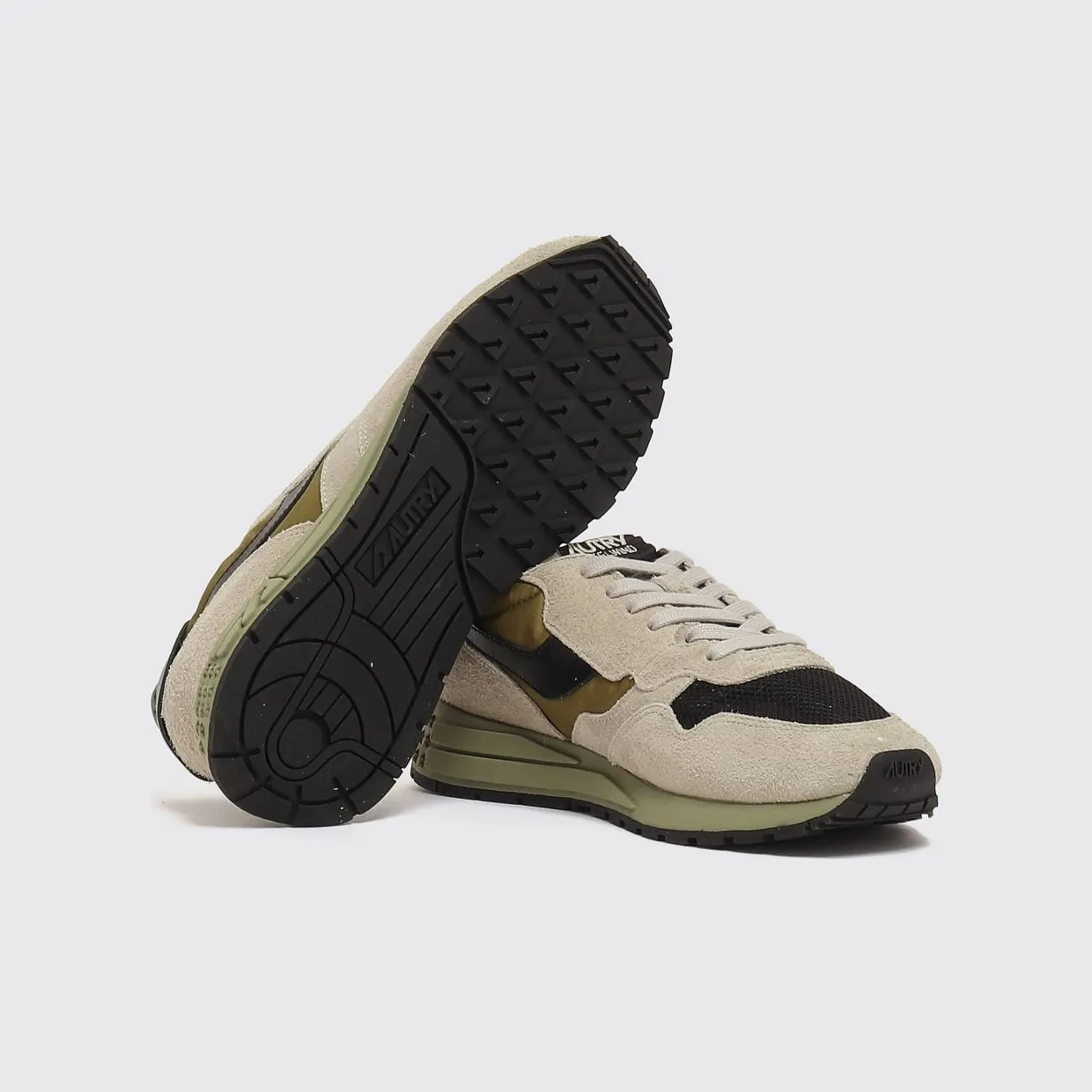 Autry Reelwind Sneakers in Leather and Nylon with Worn Effect Sand (WWLMBY05) (4)