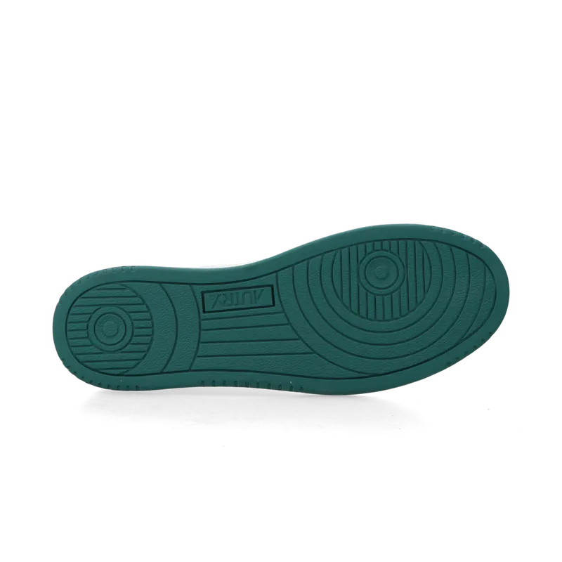 Autry Medalist Low (White / Green) – AULMVS06