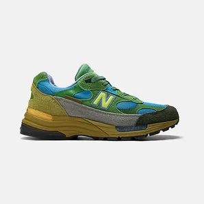 NEW BALANCE Salehe Bembury x New Balance 992 “ONLINE LIME / DUFFEL BAG” (U992SB)