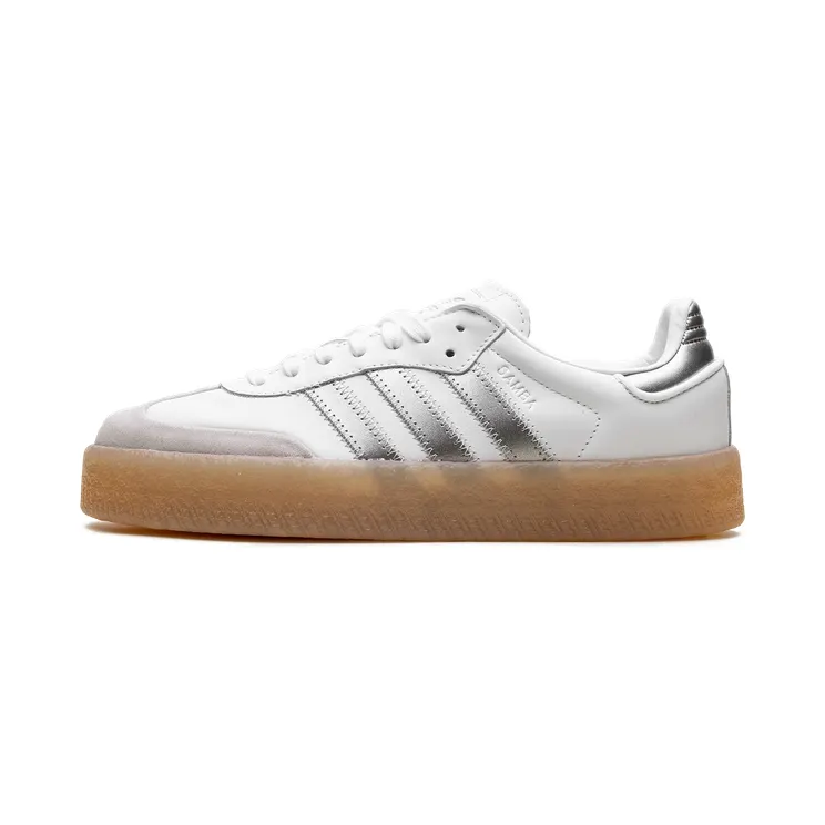 adidas Sambae “Silver Metallic”: zilver als nieuw neutraal